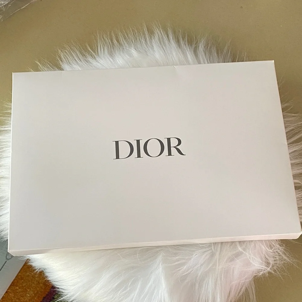 Dior Miss Dior pink mesh makeup pouch new / 11”x 8”